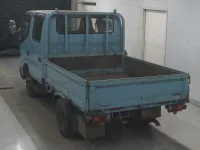 Toyota DYNA лот № 5328 оценка R  с аукциона в Японии 1