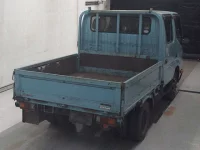 Toyota DYNA лот № 5328 оценка R  с аукциона в Японии 3