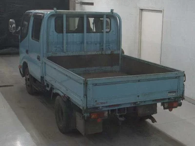 Toyota DYNA  с аукциона в Японии