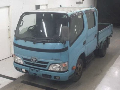 Toyota DYNA  с аукциона в Японии