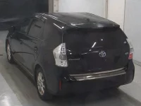 Toyota PRIUS ALPHA лот № 5339 оценка 3  с аукциона в Японии 1
