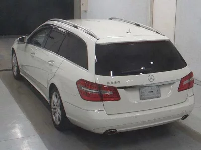 Mercedes-Benz E CLASS WAGON