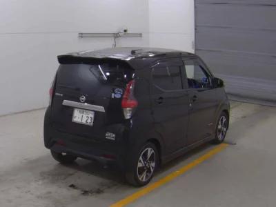 Nissan DAYZ  с аукциона в Японии