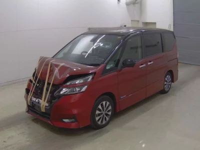 Nissan SERENA  с аукциона в Японии