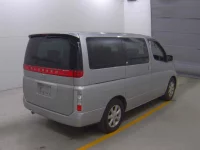 Nissan ELGRAND лот № 8519 оценка R  с аукциона в Японии 3