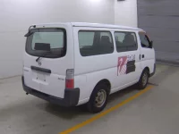 Nissan CARAVAN VAN лот № 5003 оценка 3.5  с аукциона в Японии 3