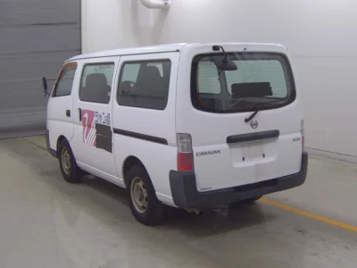 Nissan CARAVAN VAN  с аукциона в Японии