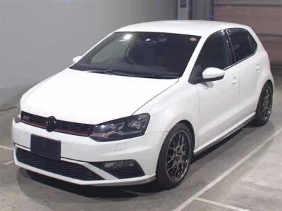 Volkswagen POLO  с аукциона в Японии
