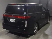Nissan ELGRAND лот № 3042 оценка 3.5  с аукциона в Японии 1