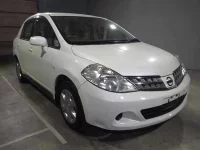 Nissan TIIDA LATIO лот № 3003 оценка R  с аукциона в Японии 2
