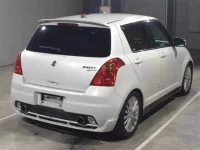 Suzuki SWIFT лот № 2071 оценка 3  с аукциона в Японии 1