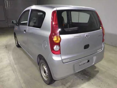 Daihatsu MIRA  с аукциона в Японии