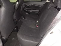 Toyota VITZ лот № 3062 оценка 4  с аукциона в Японии 5