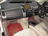 Toyota Prius лот № 2001 оценка 3  с аукциона в Японии 4