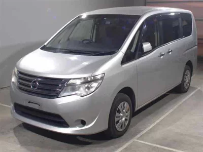 Nissan SERENA  с аукциона в Японии