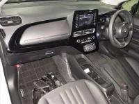 Toyota AQUA лот № 3067 оценка 4.5  с аукциона в Японии 4