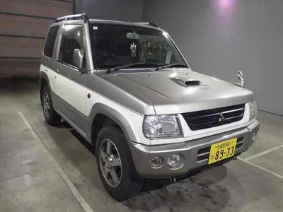 Mitsubishi PAJERO MINI
