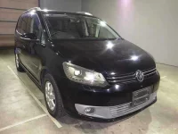 Volkswagen GOLF TOURAN лот № 2092 оценка 3.5  с аукциона в Японии 2