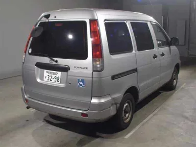 Toyota TOWN ACE VAN  с аукциона в Японии