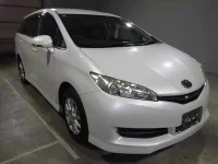 Toyota WISH лот № 2114 оценка 3.5  с аукциона в Японии 2