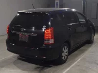 Toyota WISH лот № 2119 оценка 3.5  с аукциона в Японии 1