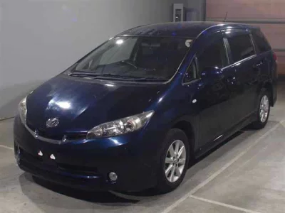 Toyota WISH  с аукциона в Японии