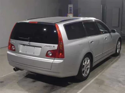 Nissan STAGEA  с аукциона в Японии