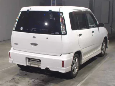 Nissan CUBE  с аукциона в Японии