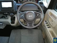 Honda N BOX лот № 6 оценка R  с аукциона в Японии 4