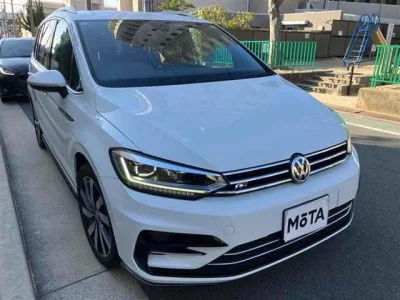 Volkswagen GOLF TOURAN