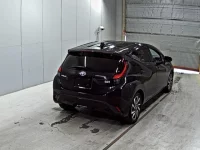 Toyota AQUA лот № 3099 оценка 4.5  с аукциона в Японии 4