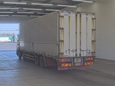 Isuzu GIGA  с аукциона в Японии