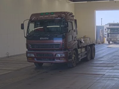 Isuzu GIGA