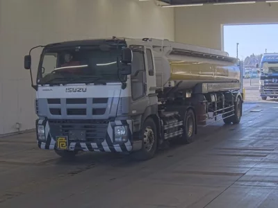 Isuzu GIGA  с аукциона в Японии