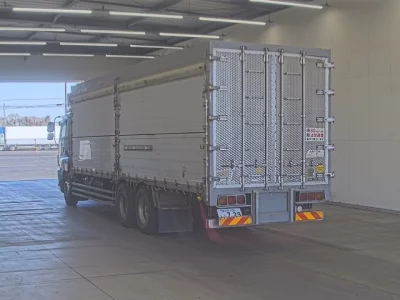 Isuzu GIGA  с аукциона в Японии