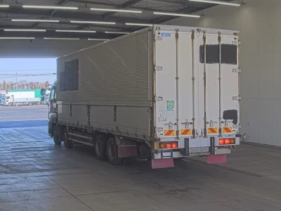 Isuzu GIGA  с аукциона в Японии