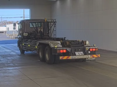 Isuzu GIGA  с аукциона в Японии