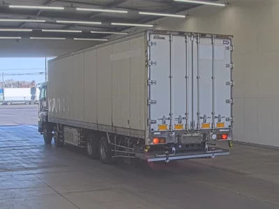 Isuzu GIGA  с аукциона в Японии