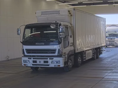 Isuzu GIGA  с аукциона в Японии