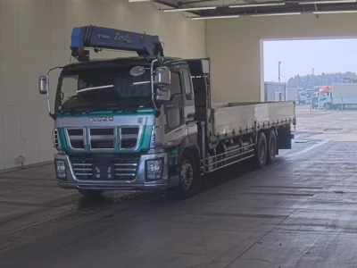 Isuzu GIGA  с аукциона в Японии