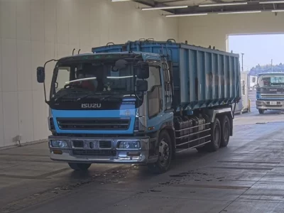 Isuzu GIGA  с аукциона в Японии