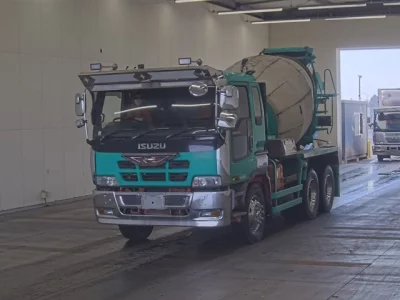 Isuzu GIGA