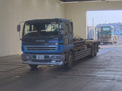 Isuzu GIGA