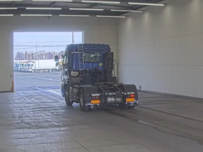 Isuzu GIGA  с аукциона в Японии