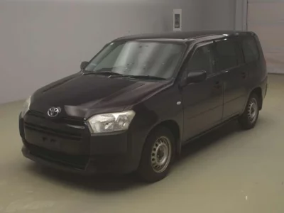 Toyota SUCCEED  с аукциона в Японии