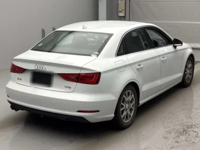 Audi A3  с аукциона в Японии