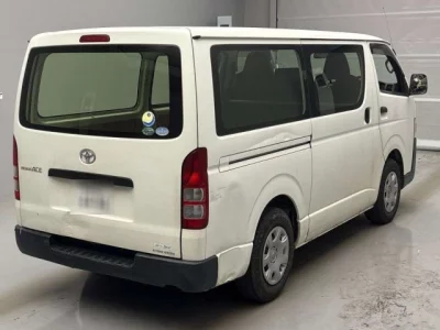 Toyota REGIUS ACE VAN