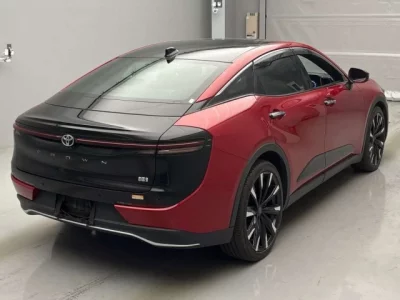 Toyota CROWN CROSSOVER  с аукциона в Японии