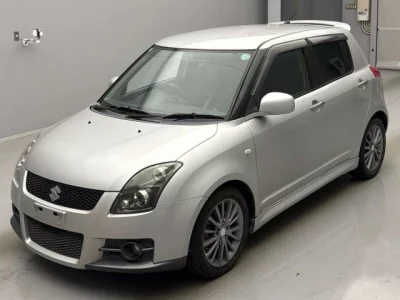 Suzuki SWIFT  с аукциона в Японии