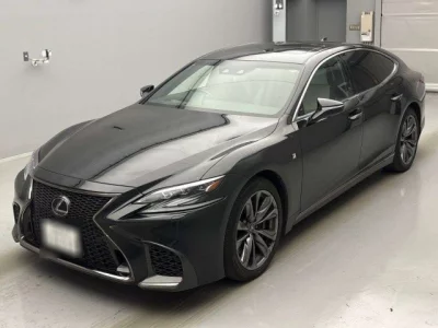 Lexus LS  с аукциона в Японии